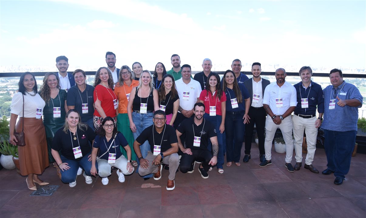 24 associados da Resorts Brasil participaram do encontro