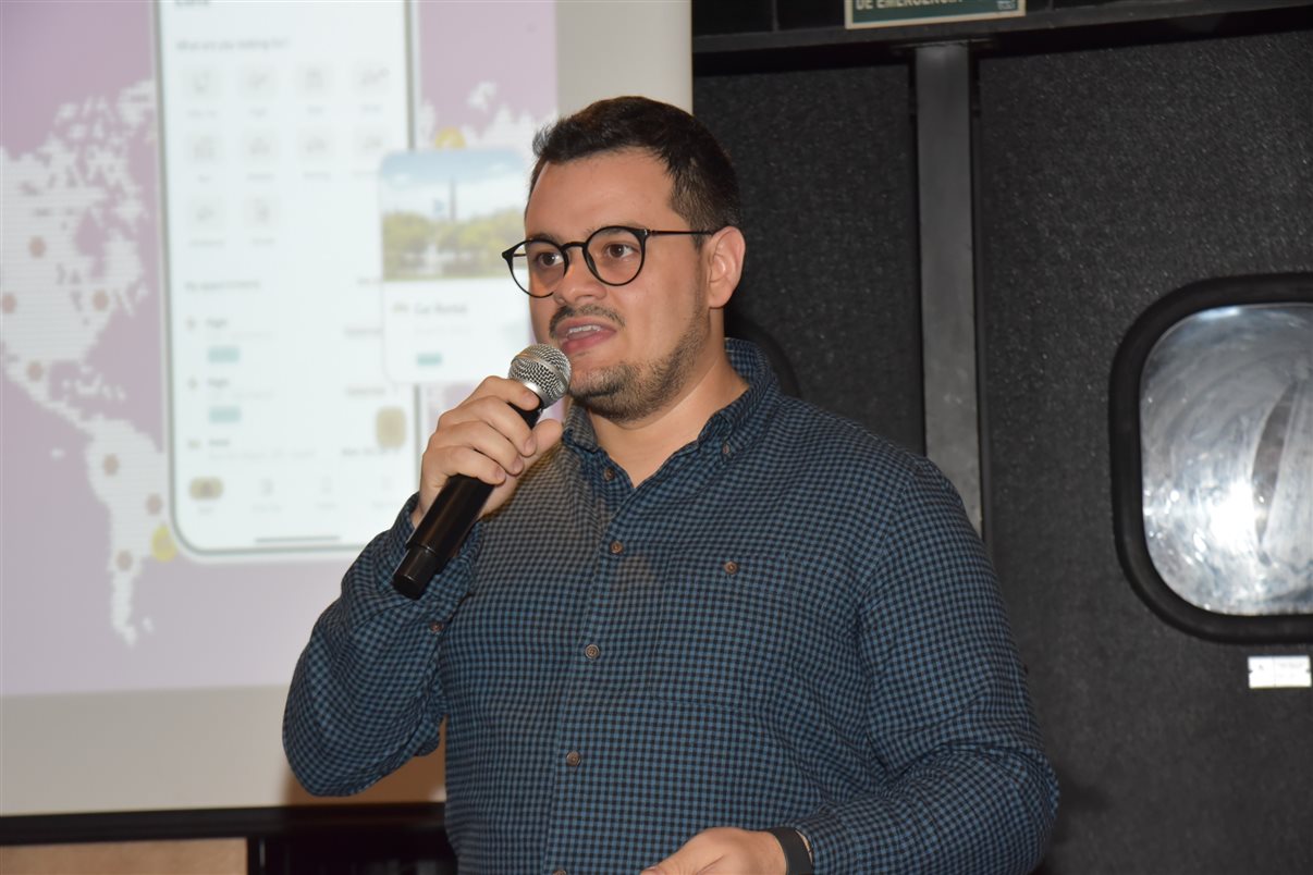 Luiz Moura fez uma pequena apresentação aos gestores de viagens presentes