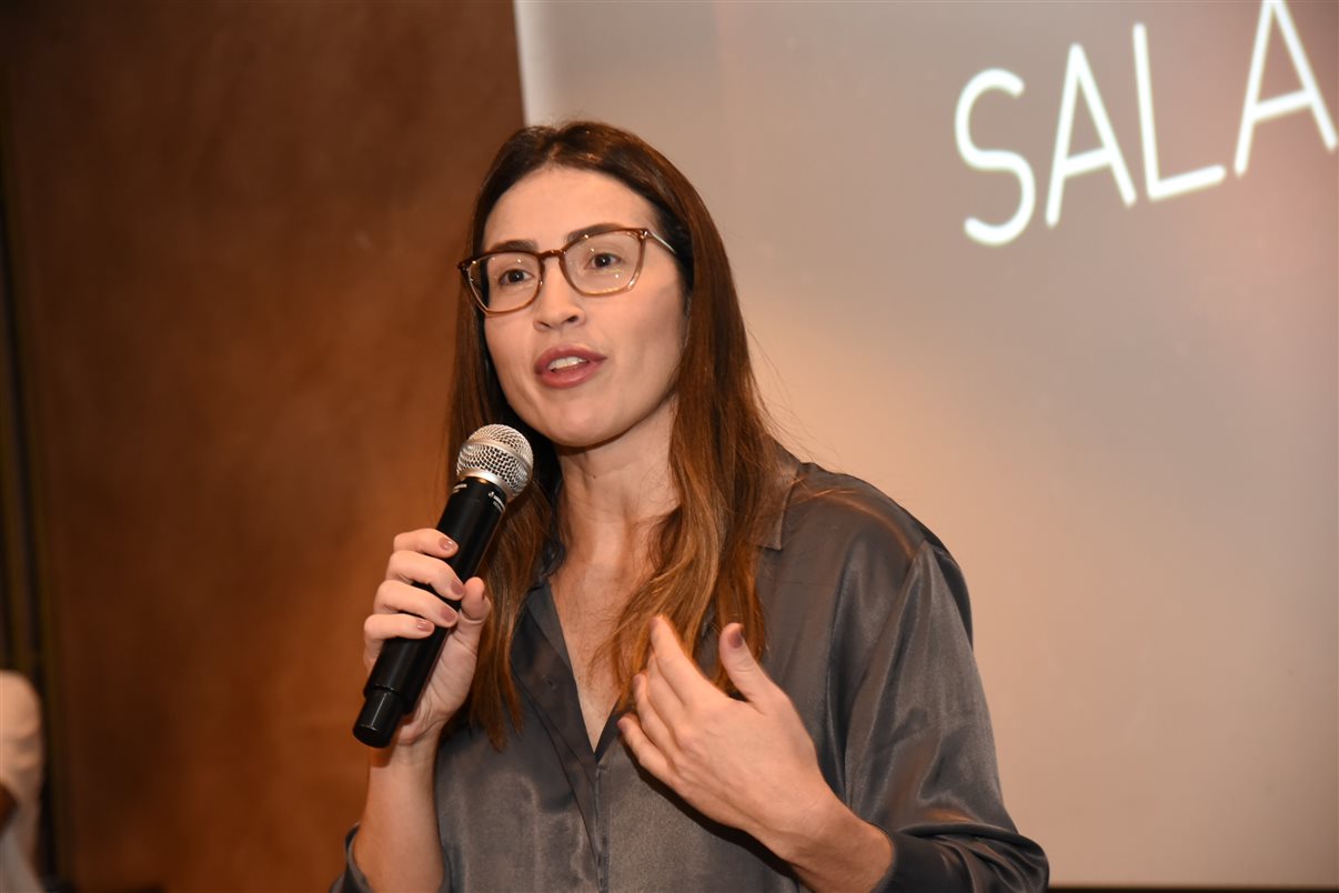 Jordana Souza, da Voll