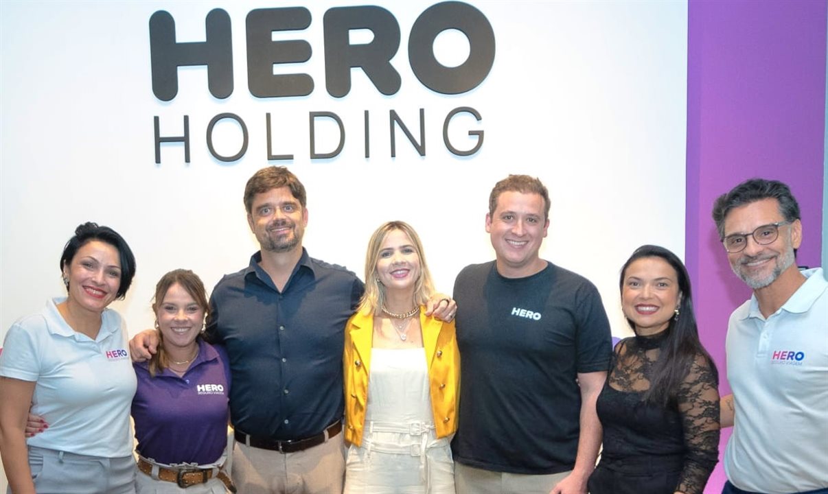 Diretorias da Hero Seguros e Clube Turismo unidos em nova parceria