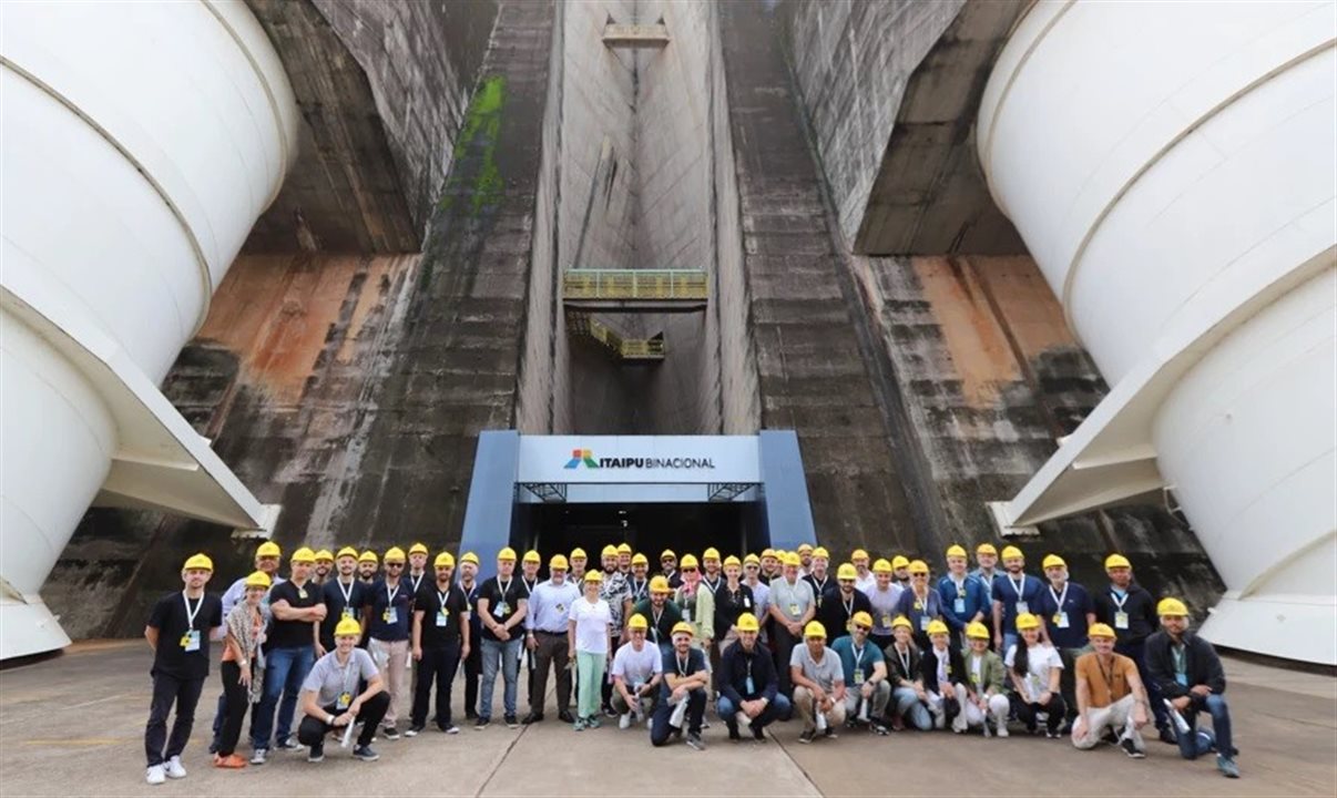 Itaipu hoje oferece diferentes visitas que podem ser realizadas no complexo