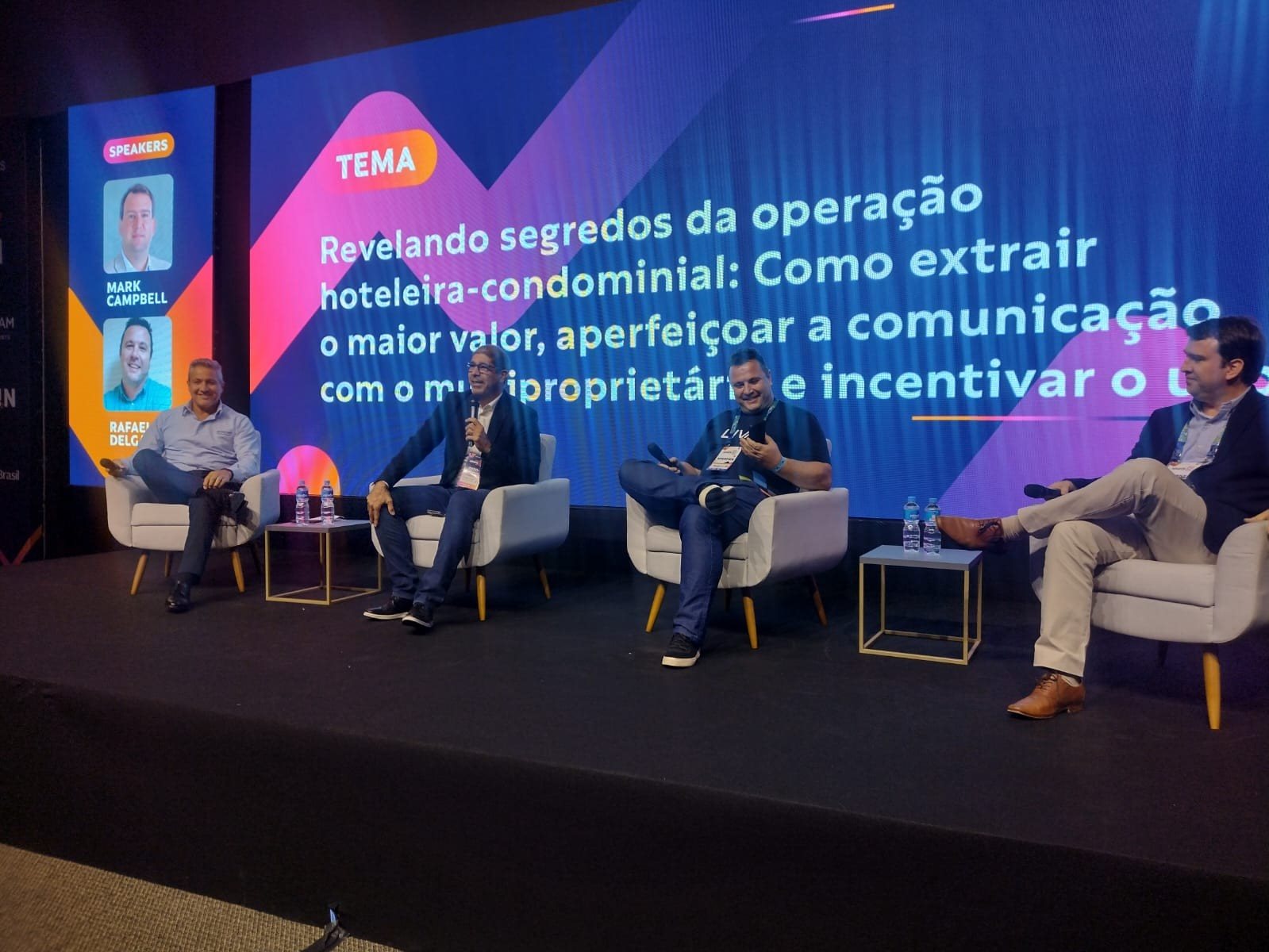 Armando Rodriguez, Diretor de Desenvolvimento de Negócios na Wyndham Hotéis, Alexandre Zubaran, CEO da Enjoy Hotéis, Rafael Delgado, Diretor de Operações na Livá Hotéis e Mark Campbell, Diretor-Executivo na Atlantica Hospitality