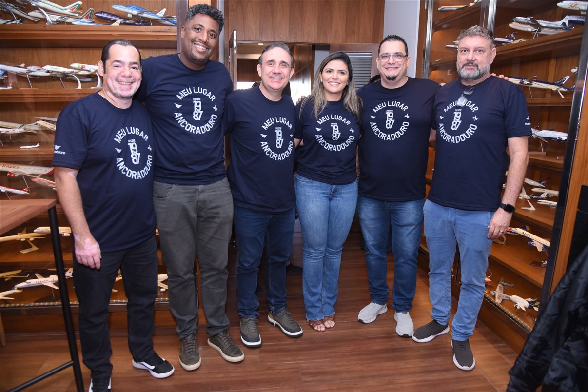 Walter Junior, Thiago Marlus, Anthony Bringhente, Claudia Dias, Fabio Provinciato e Carlos Barbassa, da Ancoradouro