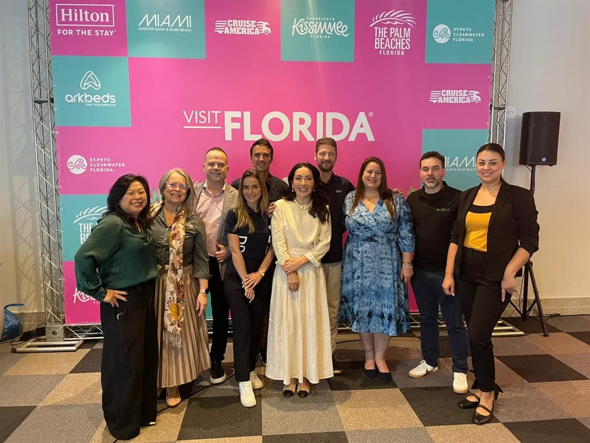 Representantes do Visit Florida e de destinos e produtos do Estado fizeram parceria com a Frt Operadora durante Festival das Cataratas