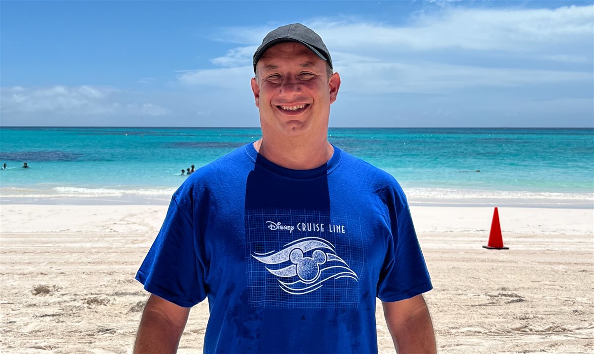 Alexander Haim, gerente de Vendas da Disney Destinations, em Lookout Cay - nova ilha da Disney nas Bahamas