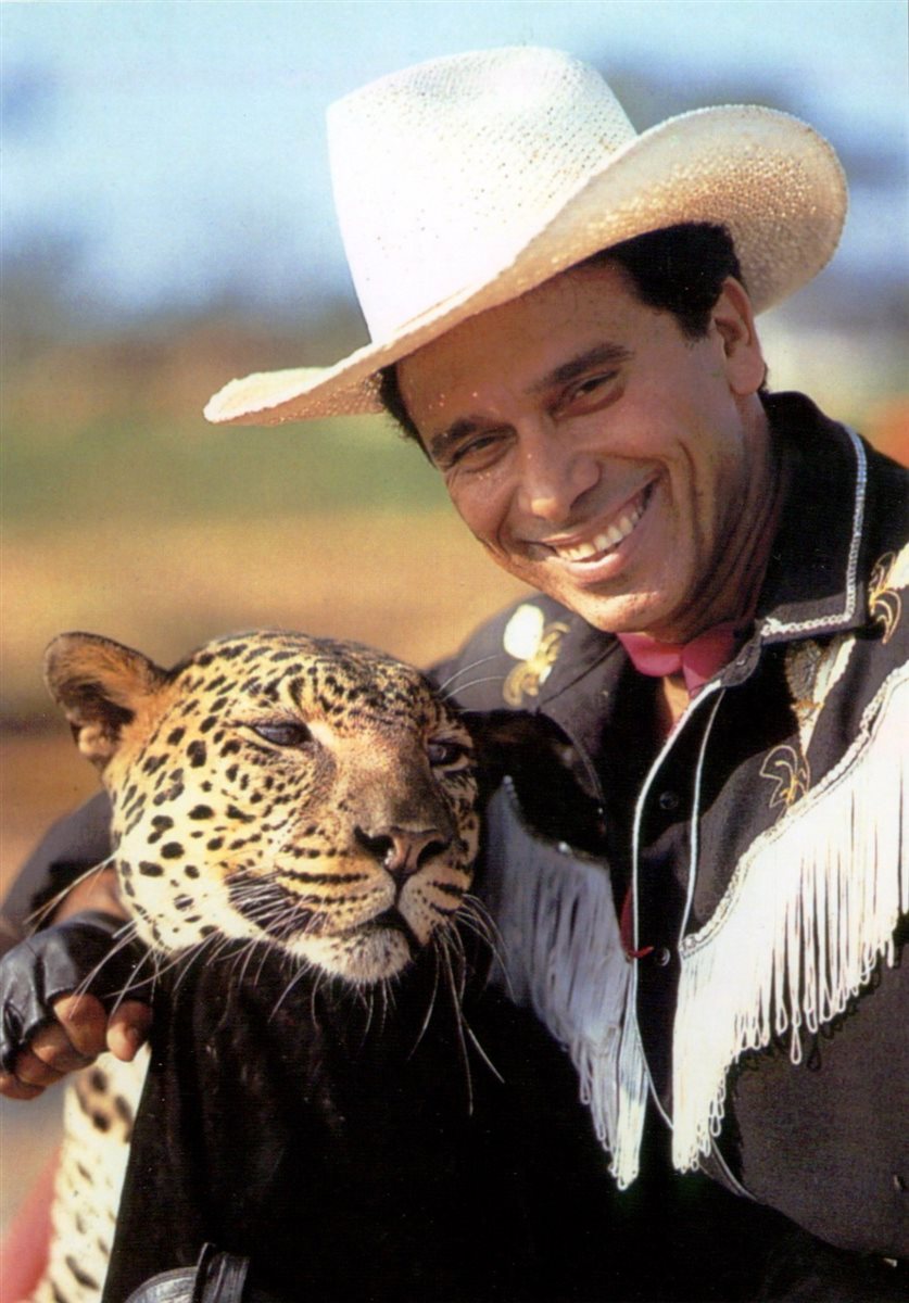 Sérgio Murad, o Beto Carrero, contou com atrações com animais desde o início de sua carreira. Empresário faleceu em 2008