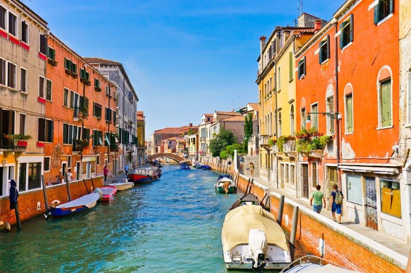  Veneza conta com cobrança da taxa de entrada para turistas desde abril