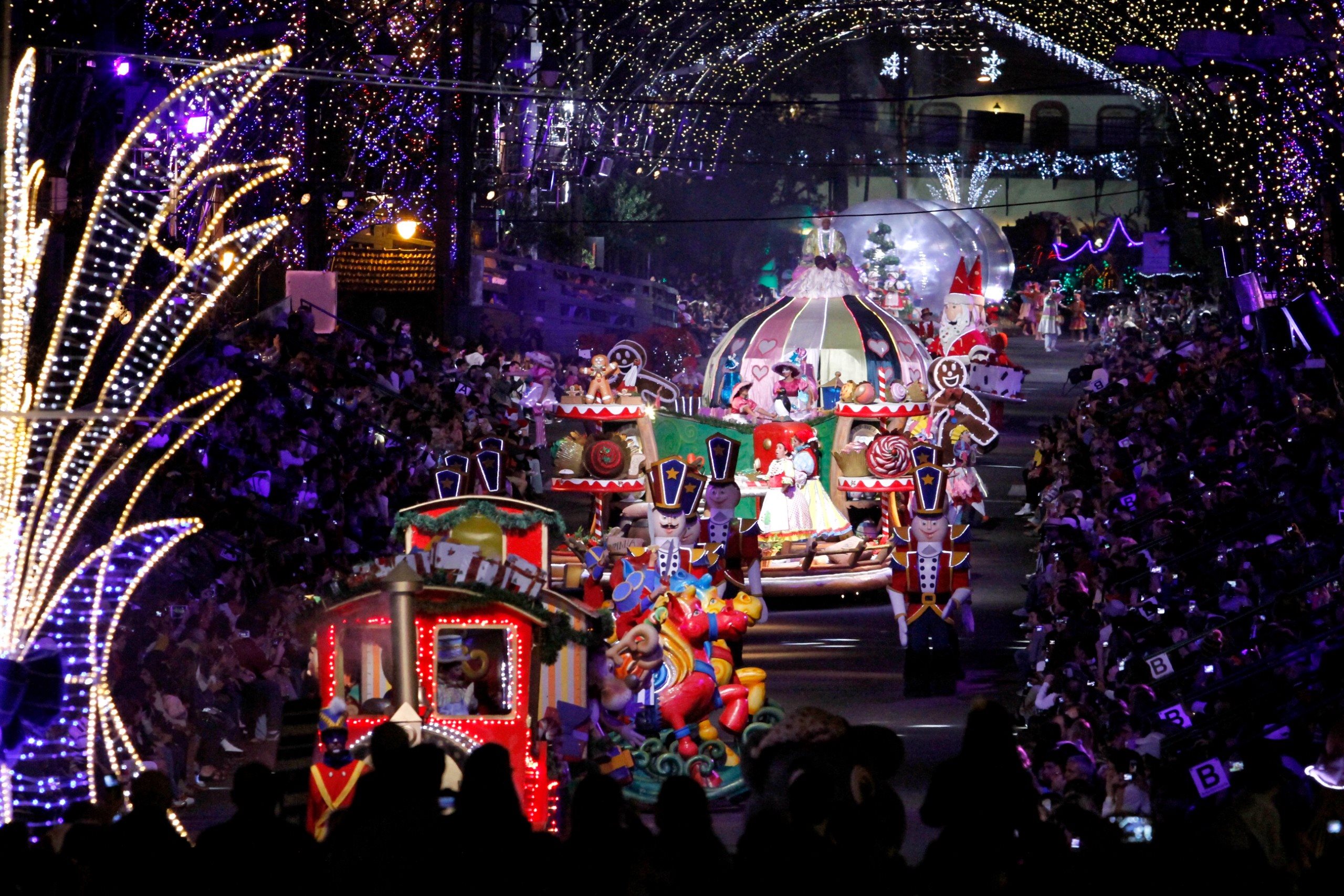 Grande Desfile de Natal vai acontecer no trajeto da Av. das Hortênsias entre a rótula com a Rua Garibaldi e a rótula da Av. Borges de Medeiros