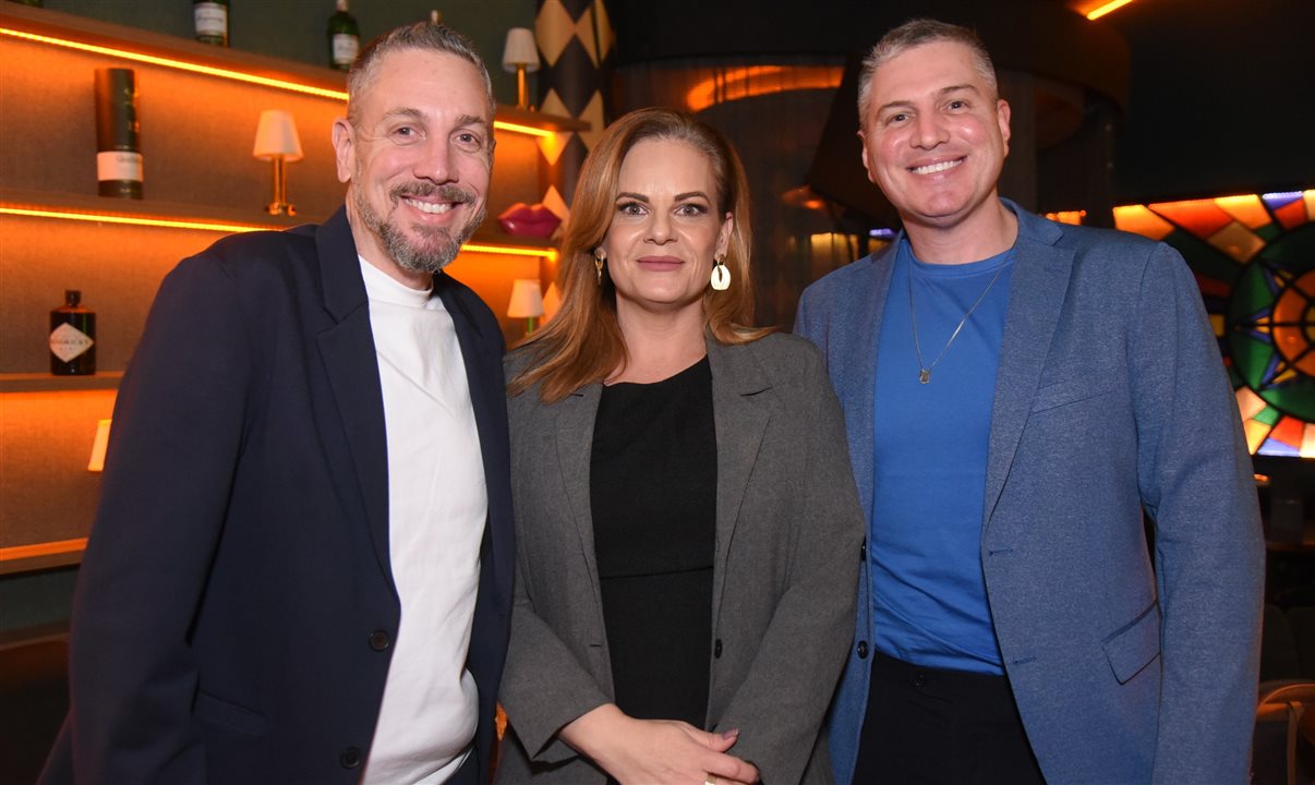 Luciano Pimenta, diretor de Novos Negócios da Tg.mob, junto a Cristina Gomes, diretora operacional, e o CEO Leandro Pimenta