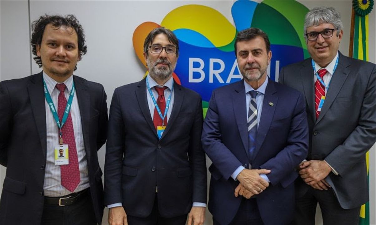 Marcelo Freixo recebeu representantes da Susep na sede da Embratur, em Brasília