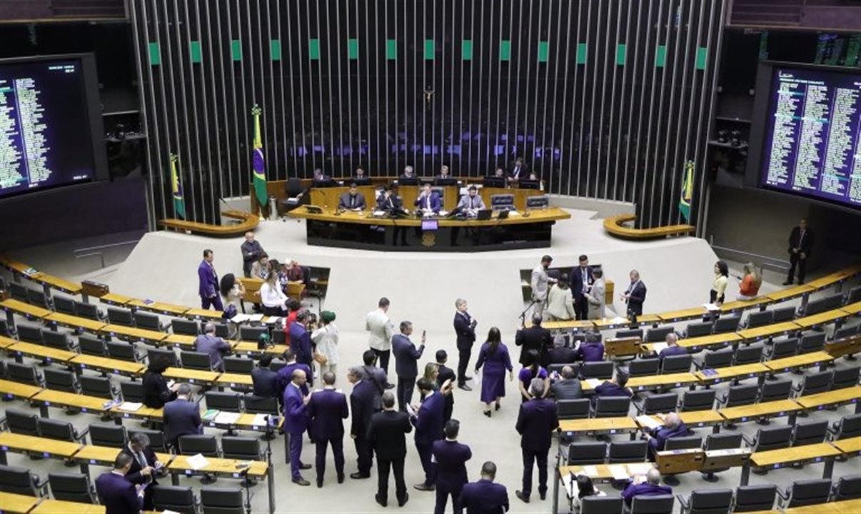 Texto proíbe a conversão das milhas em dinheiro ou em benefício individual, comercial ou promocional