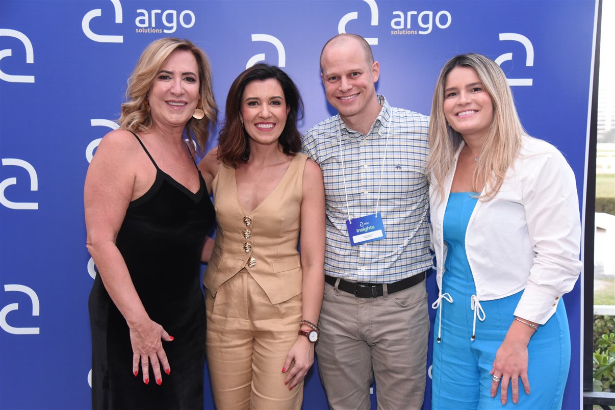 Viviânne Martins, da Academia de Viagens, Aline Bueno, da Argo, José Guilherme Alcorta, da PANROTAS, e Juliana Andrade, da Academia de Viagens