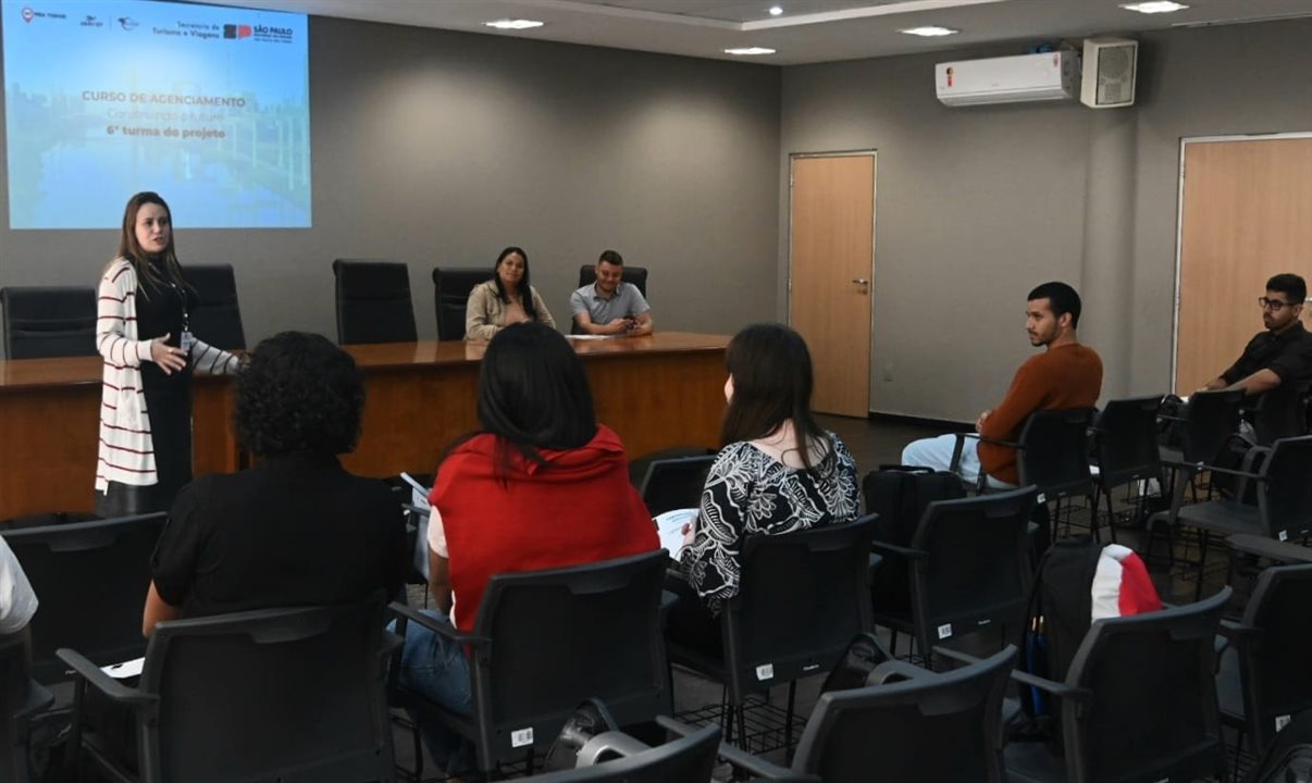 Objetivo do curso é preparar os alunos selecionados para as práticas de agenciamento