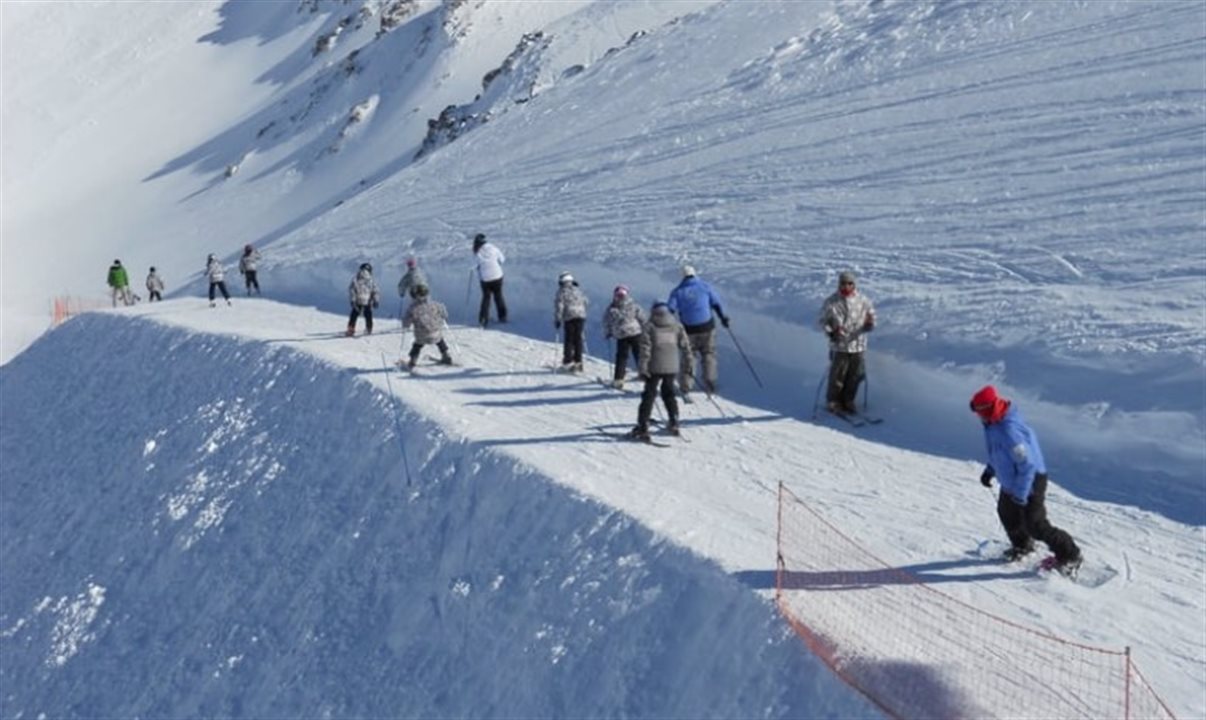 Bariloche é a capital nacional do Turismo de aventura, do chocolate e da neve