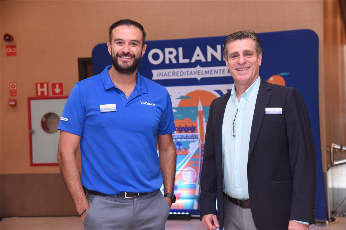 Patrick Yvars, do Visit Orlando, Victor Manjarres, Claudia Guerra, Andrea Dias e Juliana Marinotti, do Kennedy Space Center, e Raphael de Lucca, da Copa Airlines