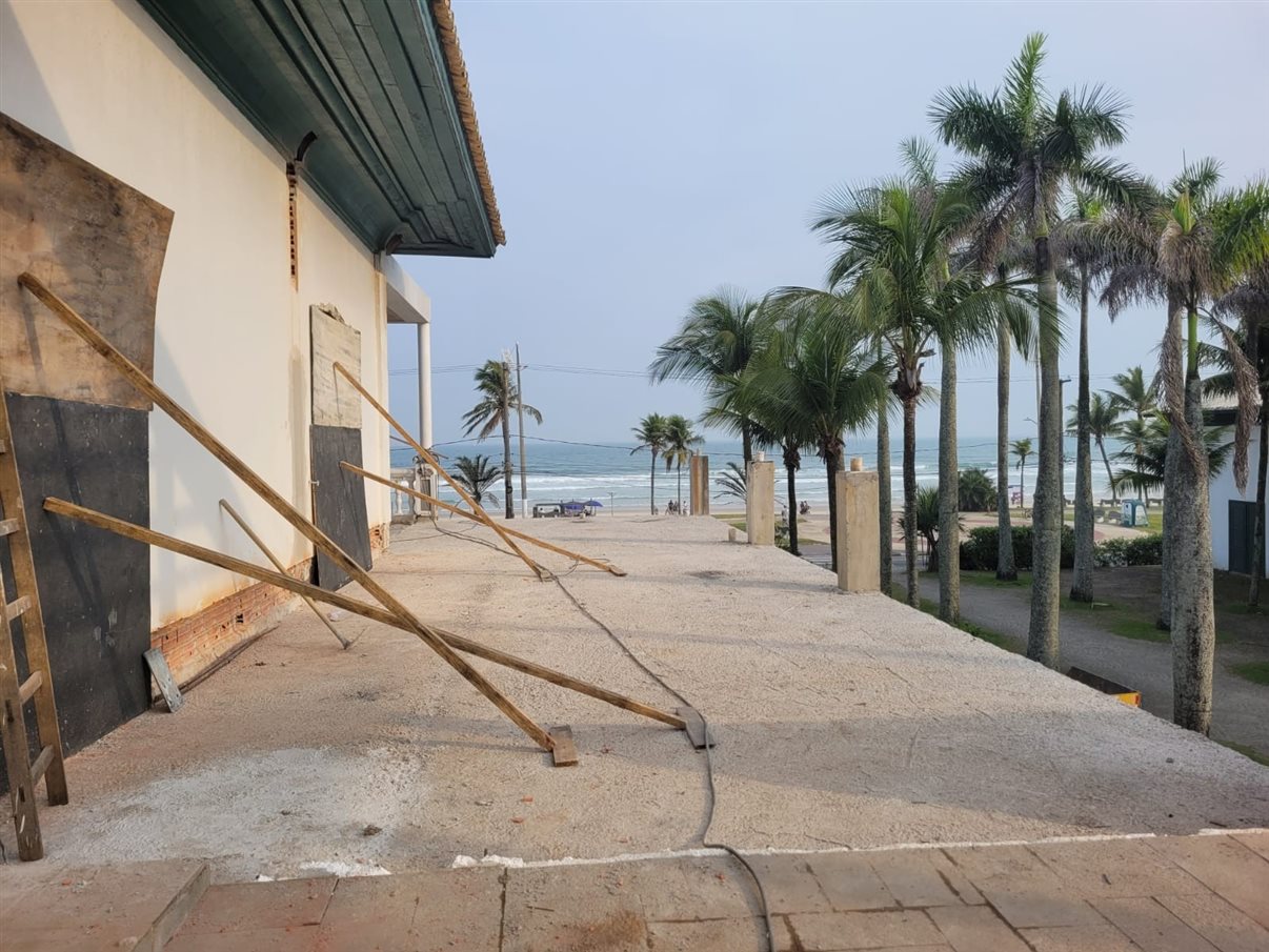 O restaurante Atlântico, especializado em frutos do mar, dobrou de tamanho