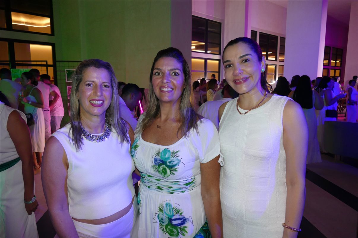 Jéssica Bueno, Luciana Nasser, Carla Cecchele e Glaucia Barbosa (RCD Hotels) no AVA Resort, em Cancún