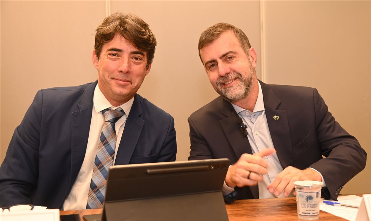 Fabricio Amaral, presidente do Fornatur, e Marcelo Freixo, presidente da Embratur