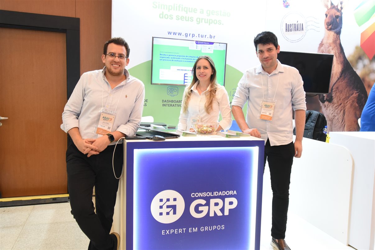 Zeev Creimer, Renata Lopes e Yaacov Guertzenstein, da GRP