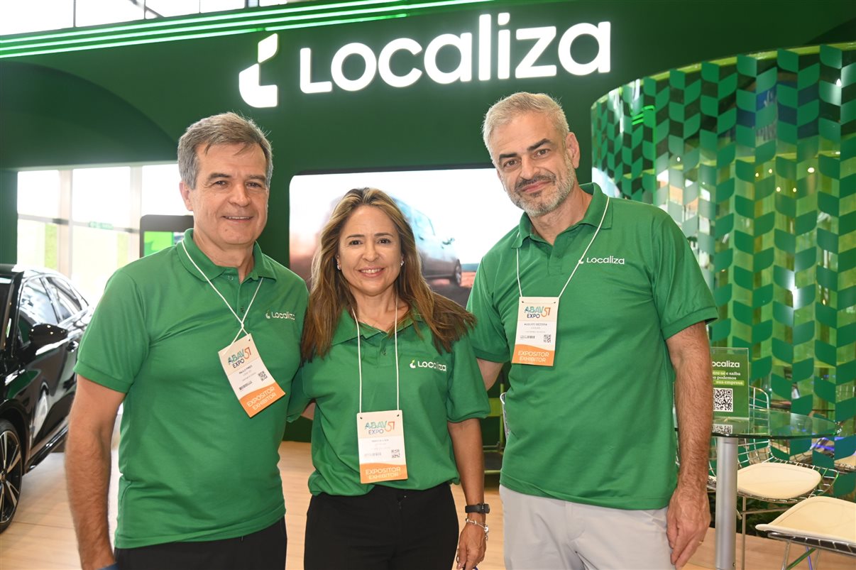 Paulo Henrique Pires, Wanda Lima e Augusto Bezerra, da Localiza, na Abav Expo