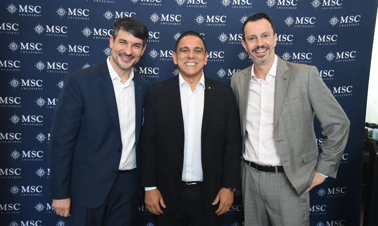 Ignacio Palacios, diretor de Vendas, Pedro Augusto Silva, executivo de vendas, e Eduardo Simões, diretor de Marketing da MSC apresentaram a nova temporada de viagens de Caribe Sul e Antilhas