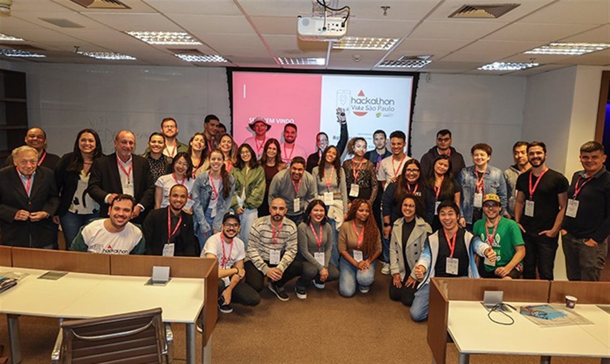 Participantes da edição de 2023 do Hackathon