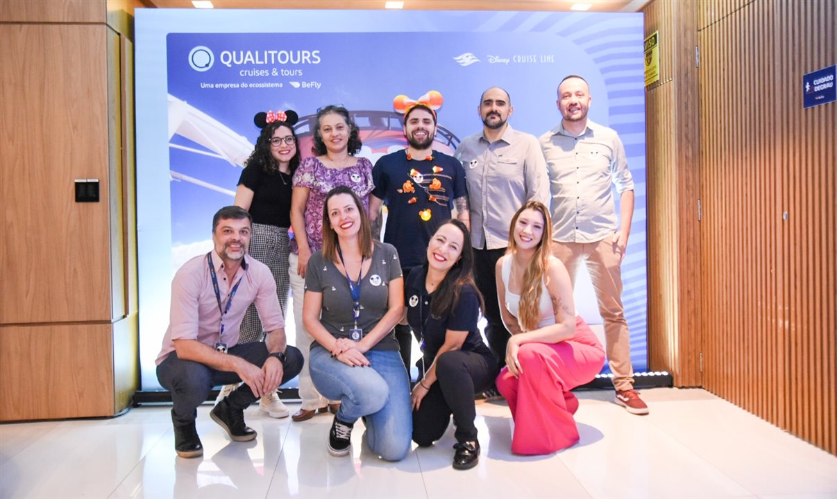 Equipe Qualitours recebeu os agentes de viagens para uma noite de capacitação com a Disney Cruise Line