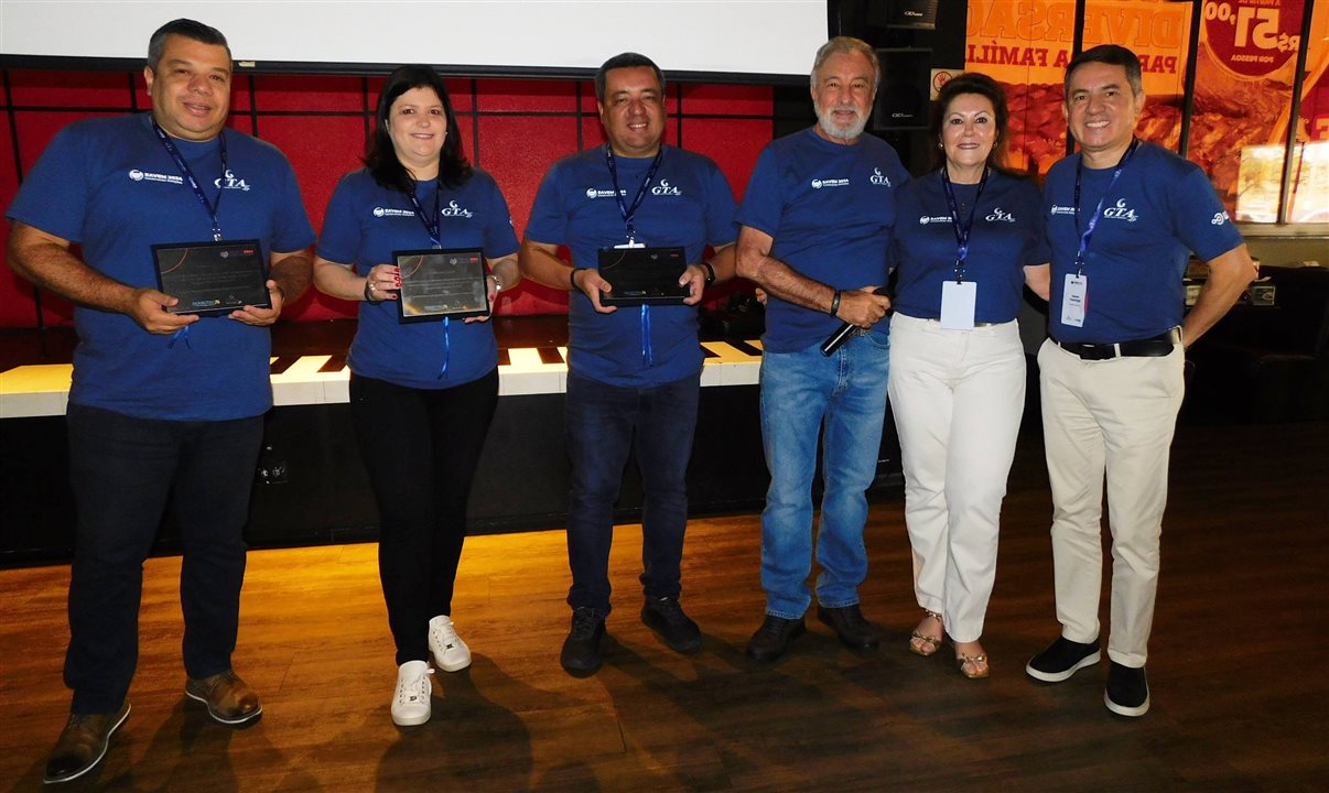 Rodrigo Inouye, Marisa Zambon, Anderson Marques, Celso Guelfi, Maria Helena Guelfi e Gelson Popazoglo 