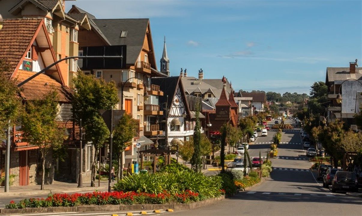 Estima-se que mais de 50% dos turistas que passarão pelo aeroporto da capital terão como destino a Serra Gaúcha e cidades como Gramado