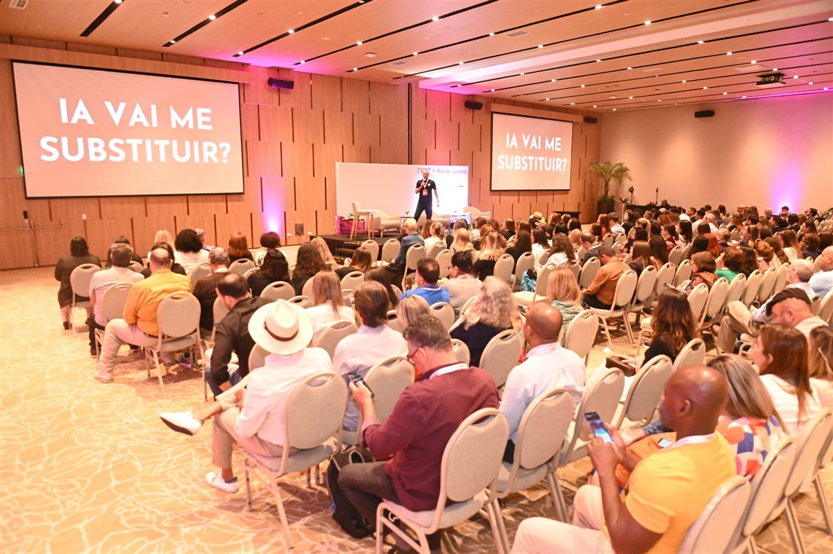 Carla Vecchiati, da Garden Turismo, Natalia Torres, do Museu Flamengo, Luciana Kramer, do Tour Pelo Mundo, e Carol Fróes, da Carol Fróes Experiências Pelo Mundo