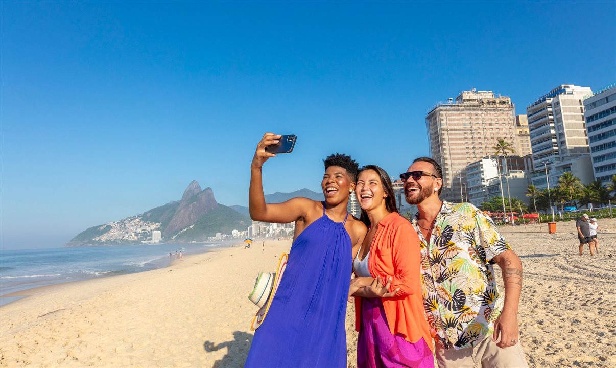 Turistas terão três feriados neste mês de novembro para viajar