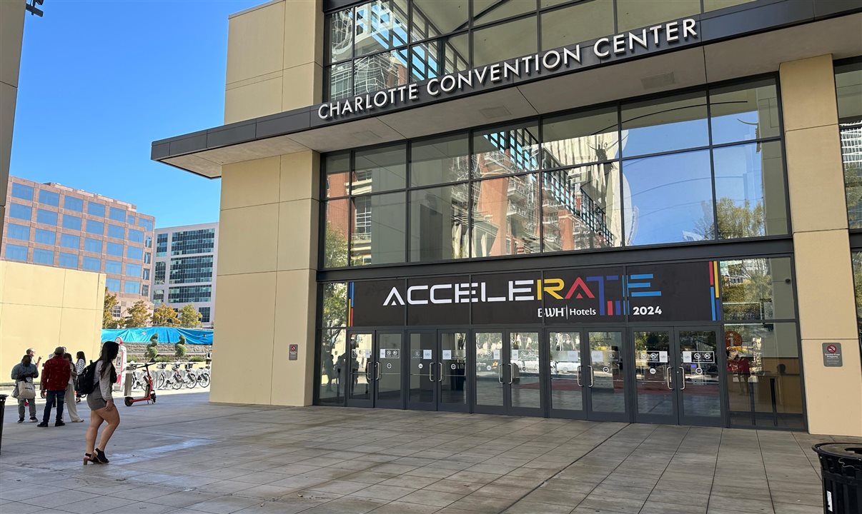 Entrada principal do Charlotte Convention Center, onde acontece a convenção anual da BWH Hotels