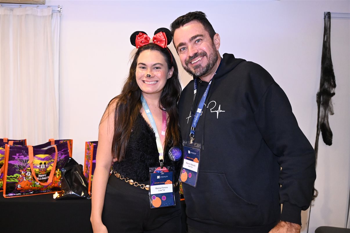 Marilia Patriota, da Essenciale Viagens, e Thais Ramos, da Disney Destinations