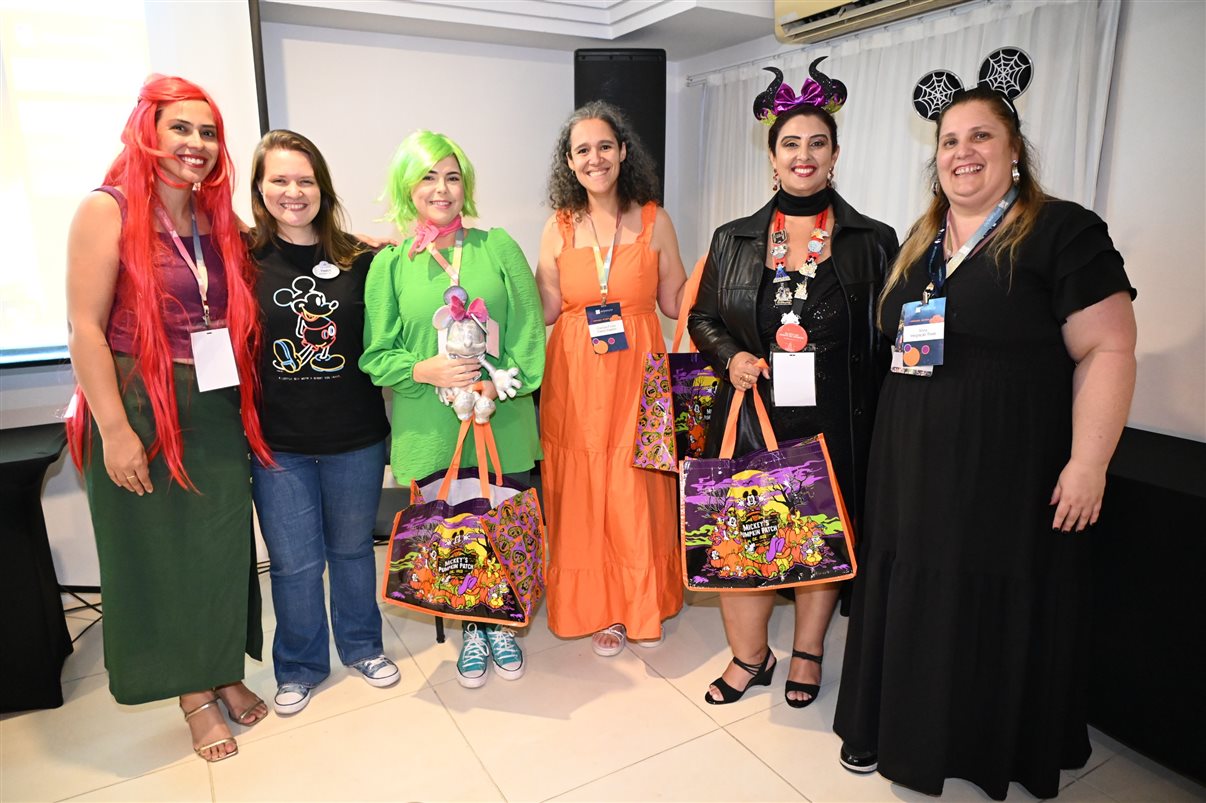 Marilia Patriota, da Essenciale Viagens, e Thais Ramos, da Disney Destinations