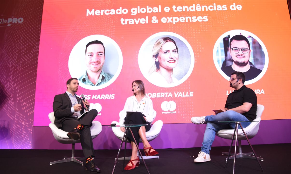 Luiz Moura, da VOLL, mediou painel entre Ross Harris e Roberta Valle, da Mastercard