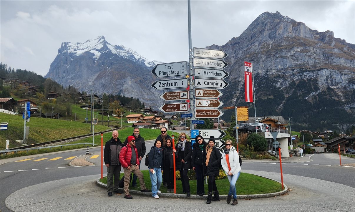 Grupo de agentes de viagens conhece Grindelwald, na Suíça