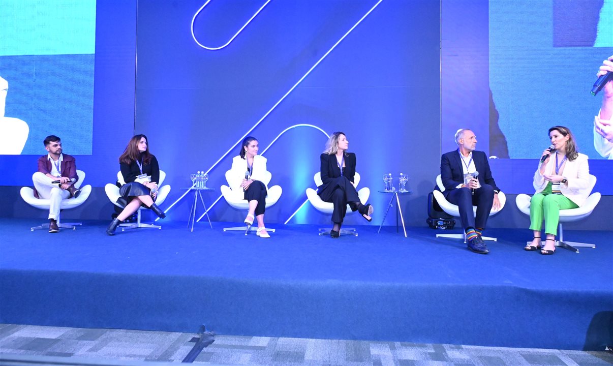 Pablo Martins (Companhia Siderúrgica Nacional), Manuela Bernardes (Flytour Business Travel), Juliana Castiglione (Gol), Jacqueline Conrado (United), Gustavo Esusy (Iberia) e Aline Pontes (Amadeus) 