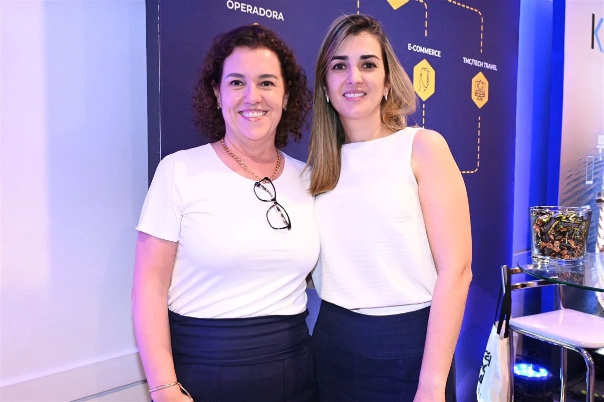 Patricia Thomas e Melanie Teixeira, da Omnibees