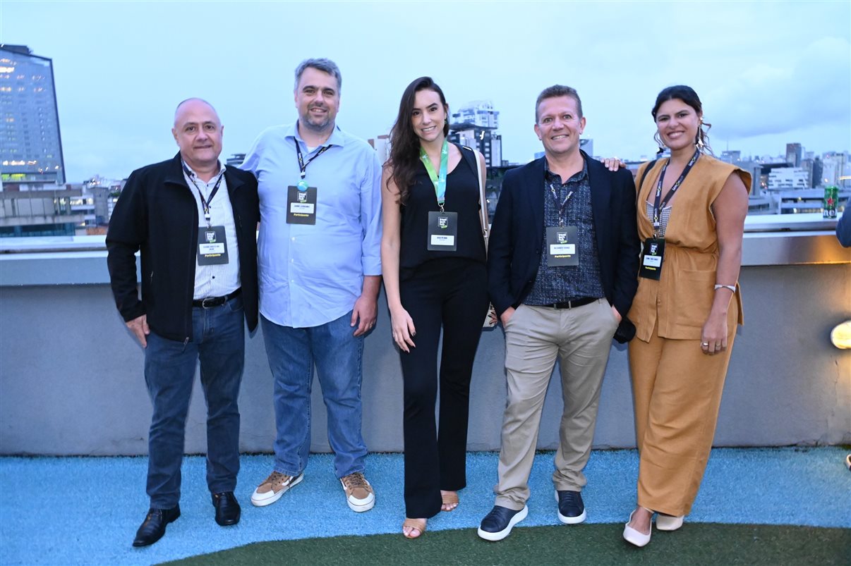 Melanie Teixeira, da Omnibees, Ana Luísa do Prado, da Syngenta, Heloisa Prass e Cássia Mazella, da PANROTAS, e Ana Paula Domingues, da Omnibees