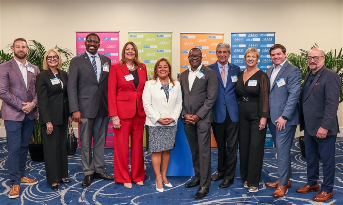 Patrick Goddard, Yamila Garayzar, Rodrick Miller, Madeline Pumariega, Julissa Kepner (membros atuais do conselho), Clavel J. Lewis, Richard “Rick” Sasso, Christine Valls, John Sullivan, David Whitaker (Presidente e CEO do GMCVB)