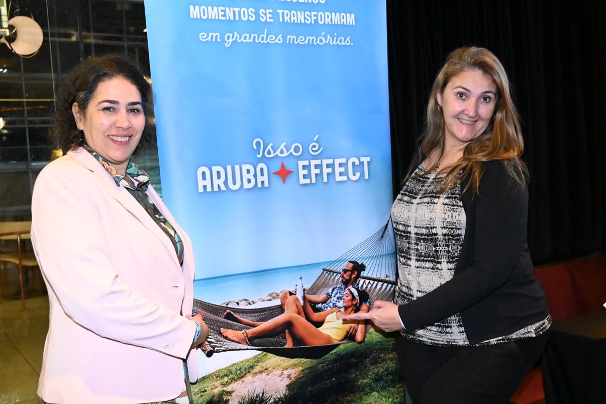 Jerusha Rasmijn, do Aruba CVB, e Carlos Barbosa, da Aruba Tourism Authority