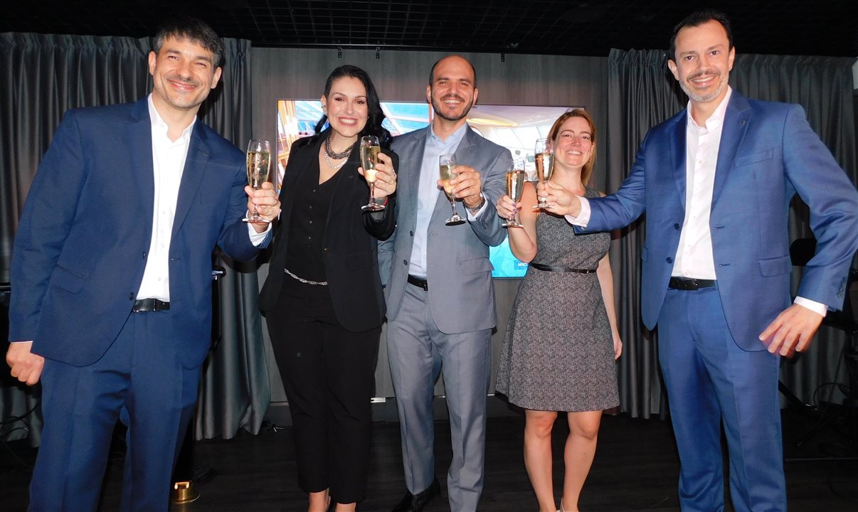 Ignacio Palacios, Amanda de Rousset, Rafael Grosso, Fernanda Zebral e Eduardo Simões, todos da MSC Cruzeiros