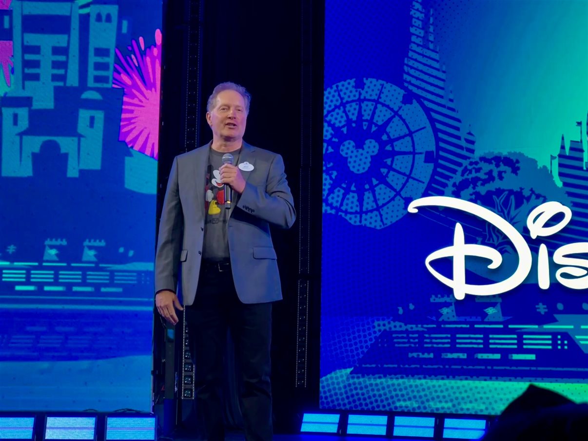 Terry Brinkoetter e Sarah Domenech, da Disney Destinations