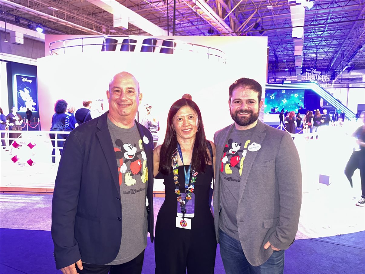 Terry Brinkoetter e Sarah Domenech, da Disney Destinations