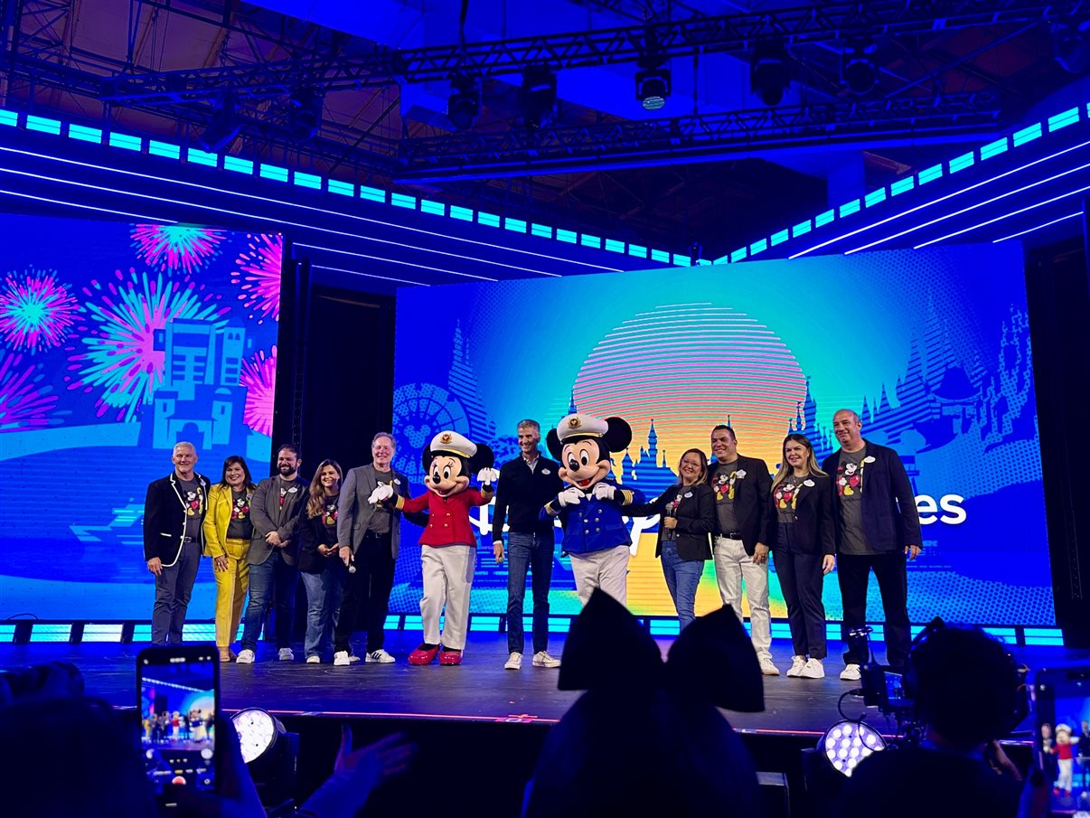 Terry Brinkoetter e Sarah Domenech, da Disney Destinations