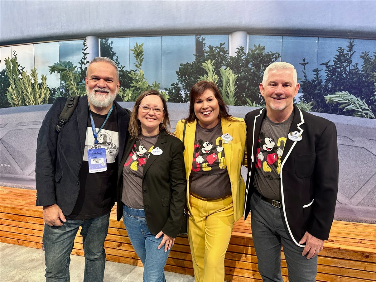 Terry Brinkoetter e Sarah Domenech, da Disney Destinations