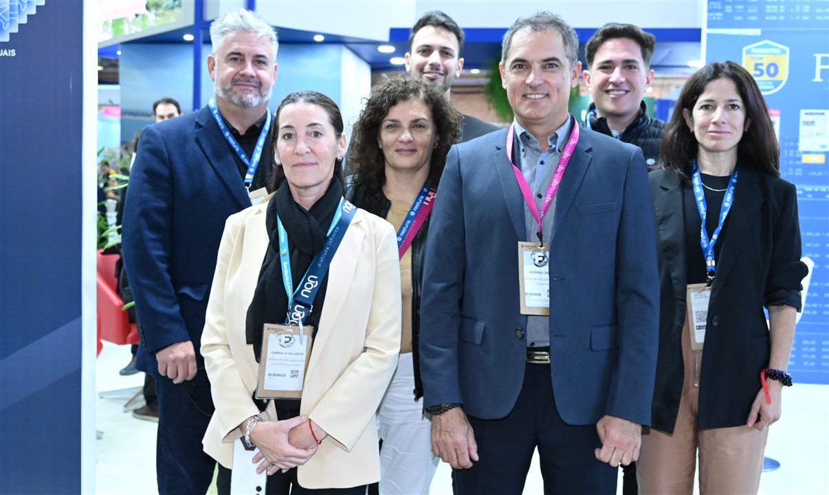 Delegação de Neuquén no Festuris: Gabriela Valencia, Martin Suero, Barbara Blanc, Lucas Dagnino, Rodrigo Oriolo, Juan Emma e Marina González