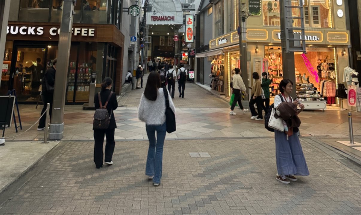 Kyoto, no Japão, mistura espiritualidade, tradição e infraestrutura moderna, sendo um destino procurado por quem viaja só