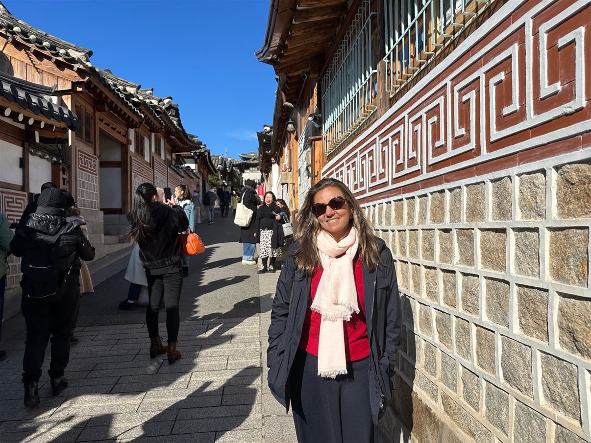 Da esquerda para a direita: Mina, a guia coreana do Kim's Travel, DMC da Teresa Perez na Coreia do Sul, Paula Lie (Paulalie Viagens Exclusivas), Salete e Cecília Indolfo (Diferencial Turismo), Renata Yano (Teresa Perez), Tatiana Assad (TA Travel), Cristina Gulin (NomadRoots) e Juliana Gallo (Embarque Turismo)