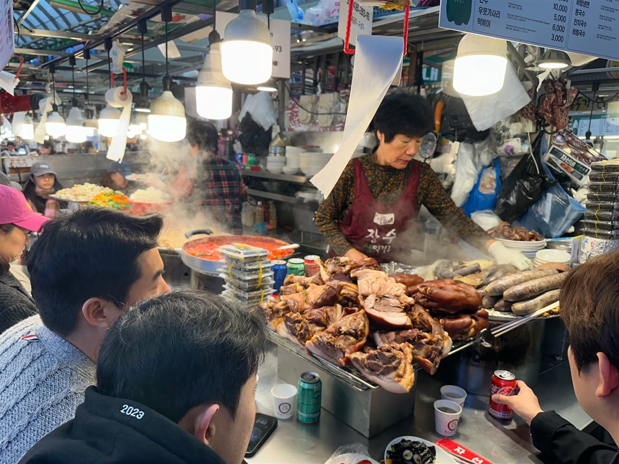 Pelo Mercado Gwangjang